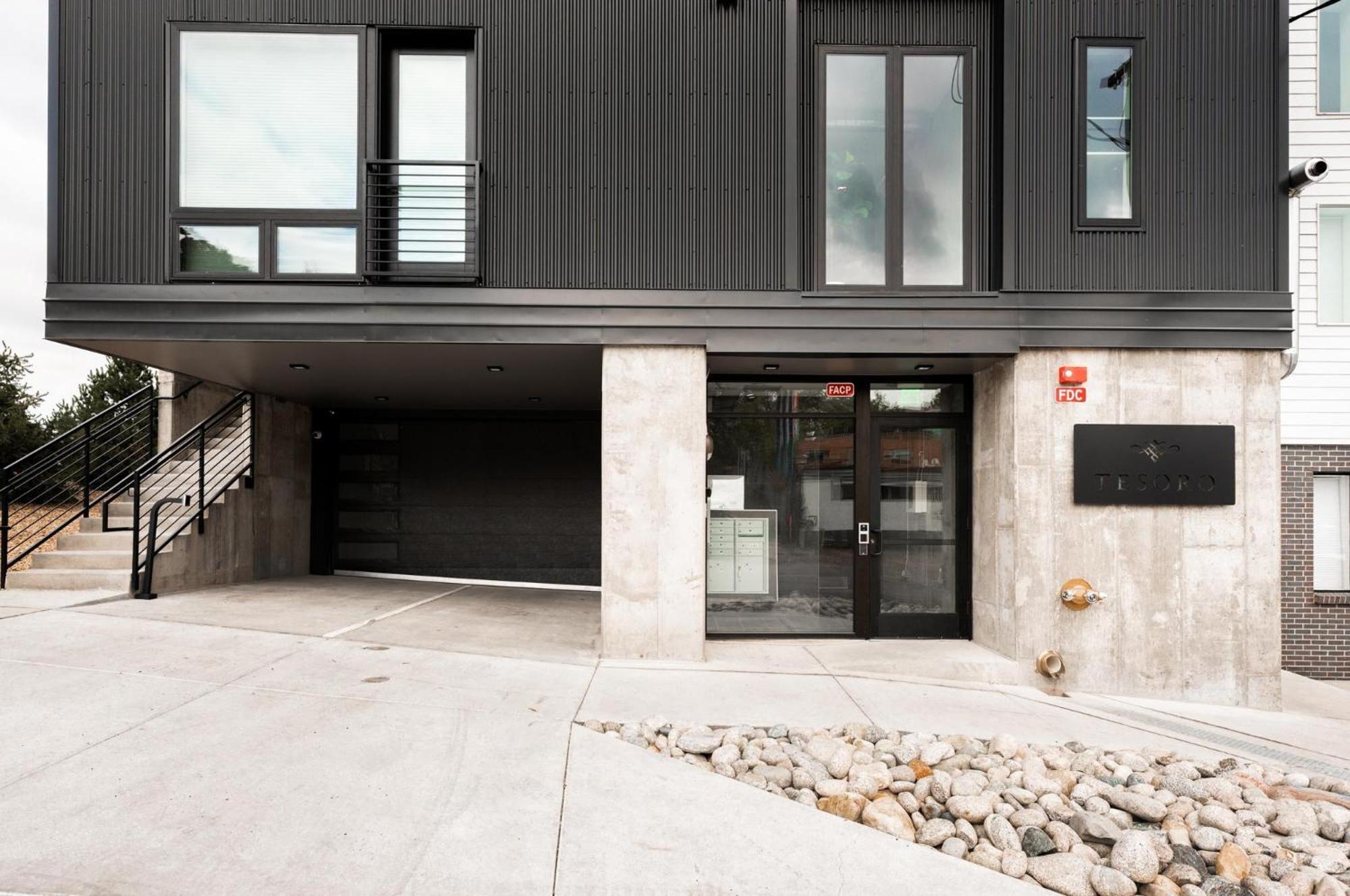 Gameday Oasis - Private Balcony - Jefferson Park - Tesoro DEN Exterior foto